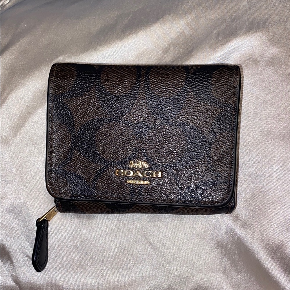 Coach Signature Canvas TriFold Wallet
